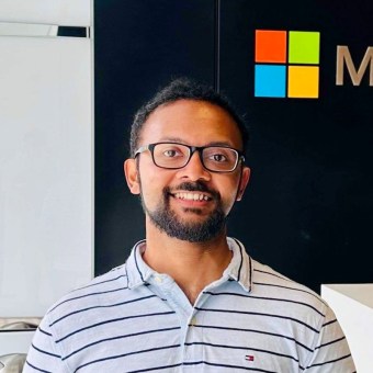 profile-photo-linkedin-8.23.2023